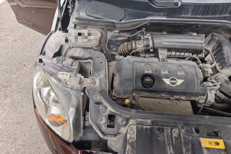 Used MINI Countryman 2011 1.6L ONE Engine Bay Right