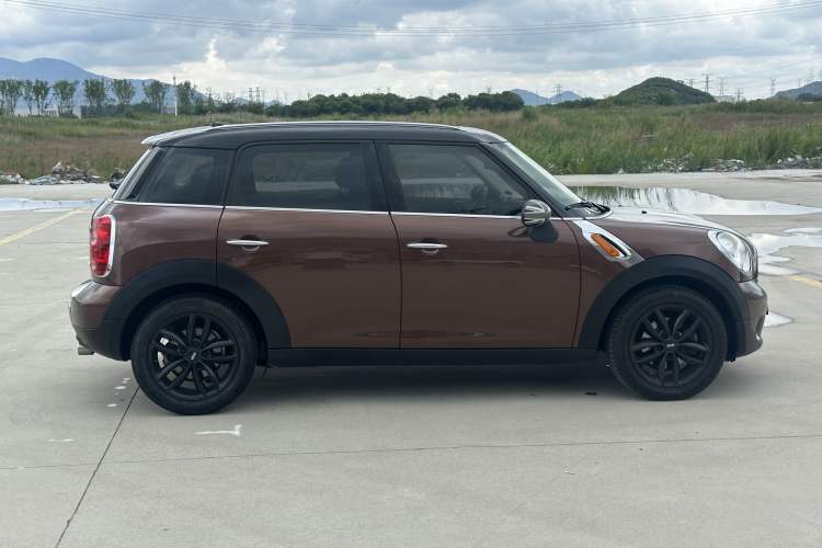 Used MINI Countryman 2011 1.6L COOPER Fun Exterior 3