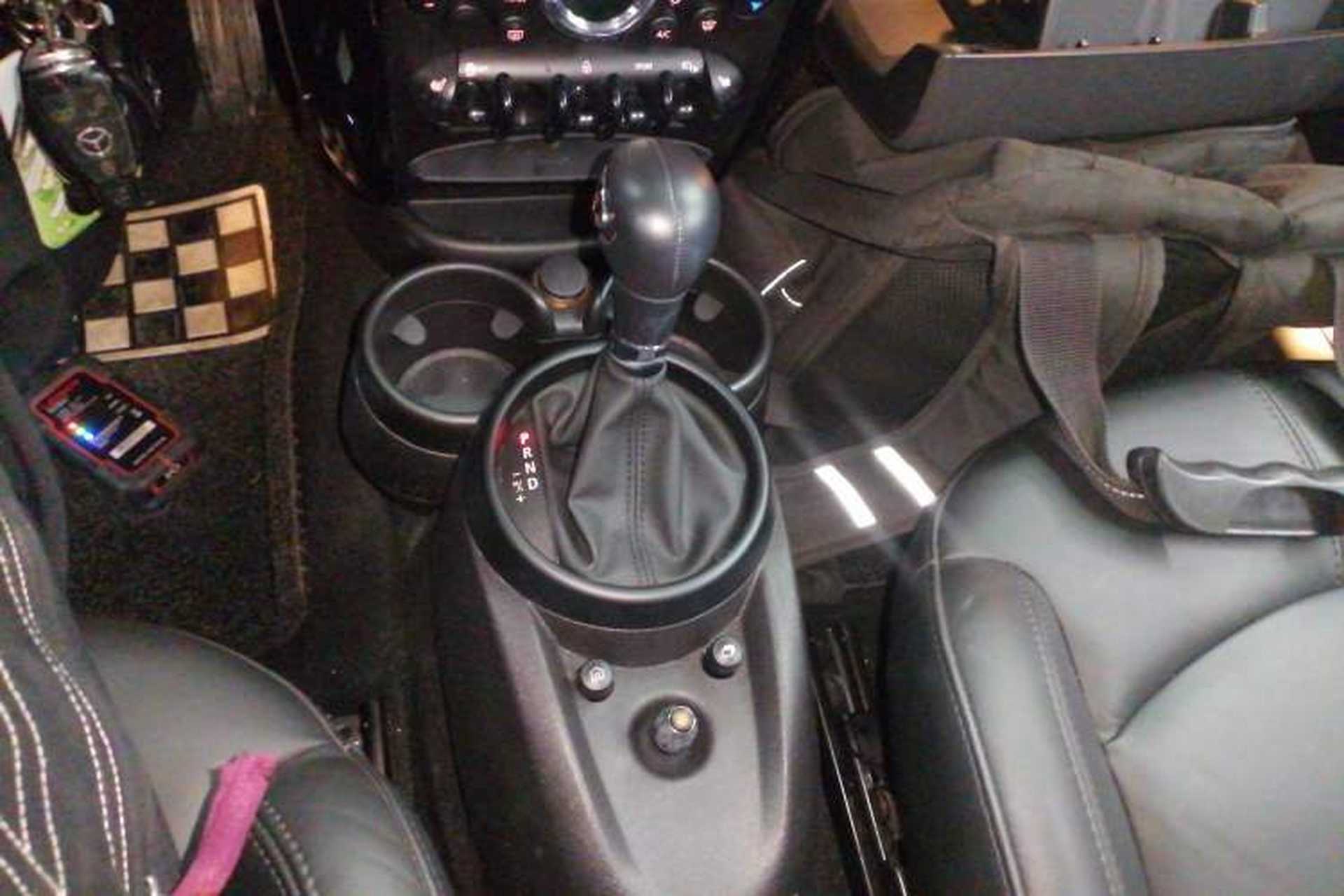 Used MINI Countryman 2011 1.6T COOPER S ALL4 5-seater model Gear Lever