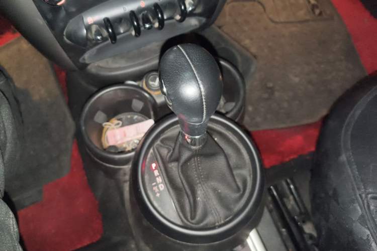 Used MINI Countryman 2011 1.6L ONE Gear Lever