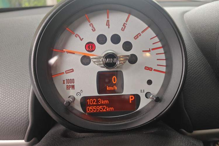 Used MINI Countryman 2011 1.6L ONE Instrument Cluster