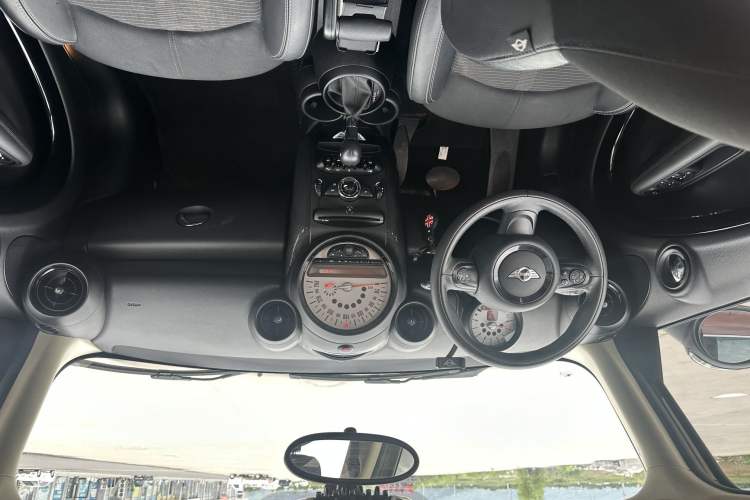 Used MINI Countryman 2011 1.6L COOPER Fun Interior 1