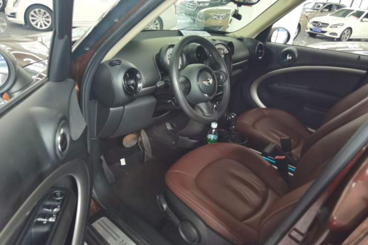 Used MINI Countryman 2011 1.6L ONE Interior 2