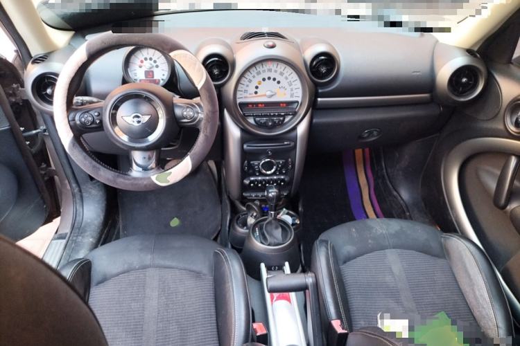 Used MINI Countryman 2011 1.6L COOPER Fun Interior 2