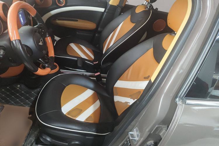 Used MINI Countryman 2011 1.6L ONE Left Front Seat