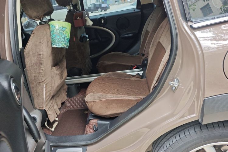 Used MINI Countryman  Left Rear Seat