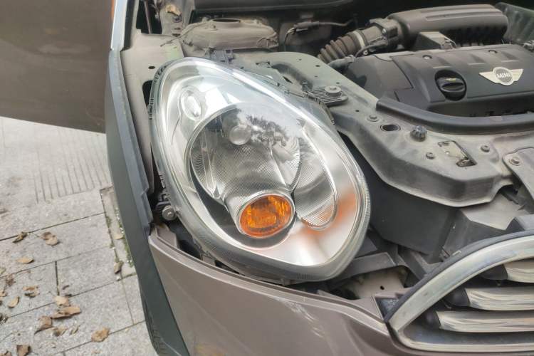 Used MINI Countryman 2011 1.6L COOPER Fun Right Front Headlight