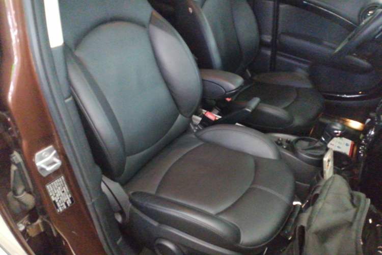 Used MINI Countryman 2011 1.6T COOPER S ALL4 5-seater model Right Front Seat