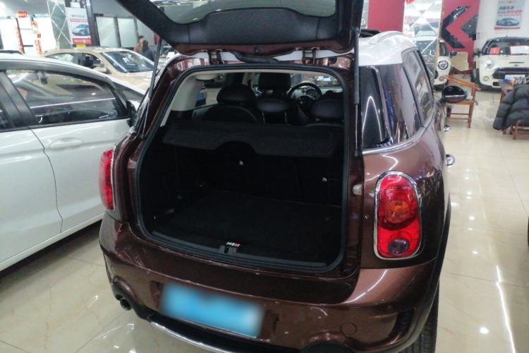 Used MINI Countryman 2011 1.6T COOPER S ALL4 5-seater model Trunk