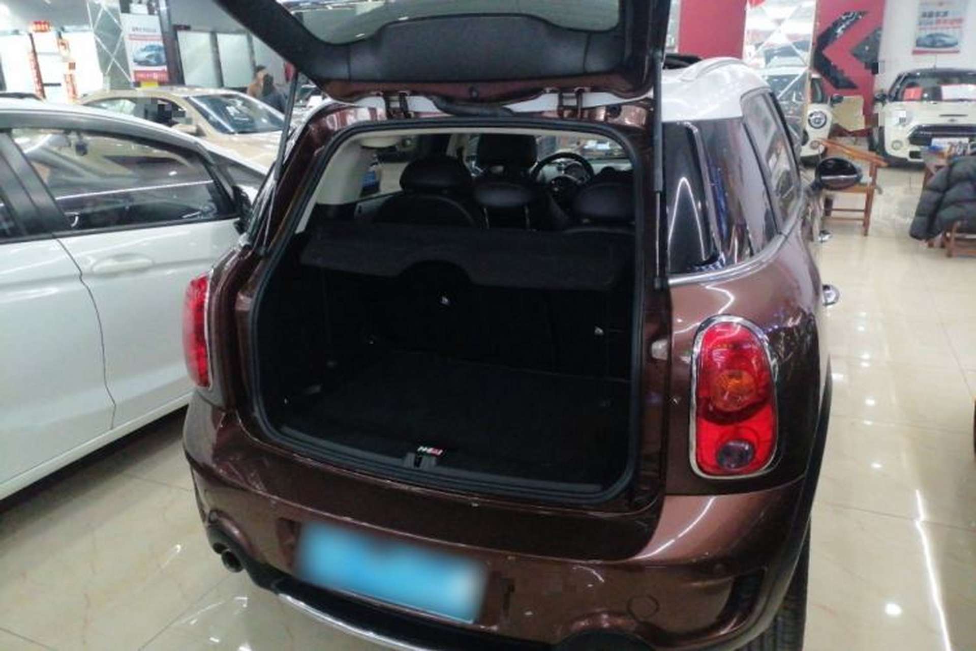 Used MINI Countryman 2011 1.6T COOPER S ALL4 5-seater model Trunk
