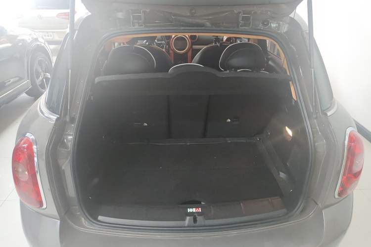 Used MINI Countryman 2011 1.6L ONE Trunk