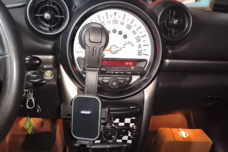 Used MINI Countryman 2011 1.6L ONE Audio And AC Panel