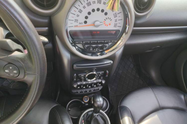 Used MINI Countryman 2011 1.6T COOPER S ALL4 Audio And AC Panel