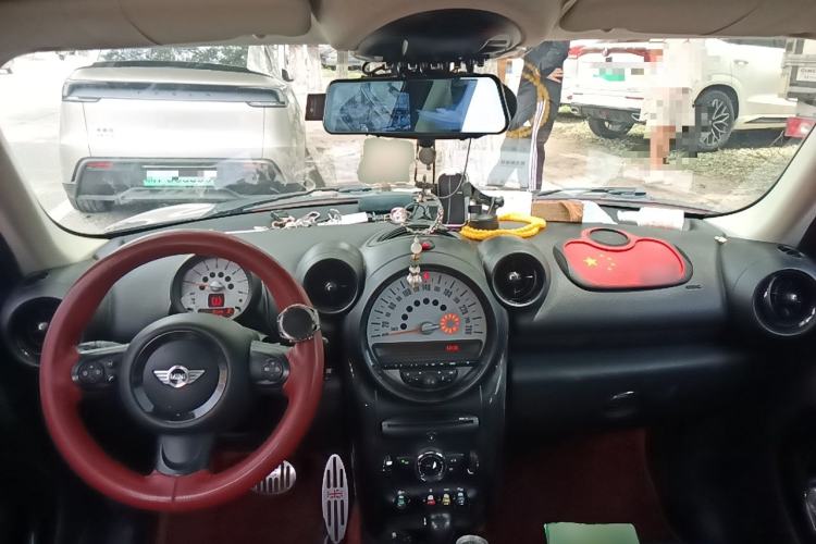 Used MINI Countryman 2011 1.6L COOPER Fun Center Console