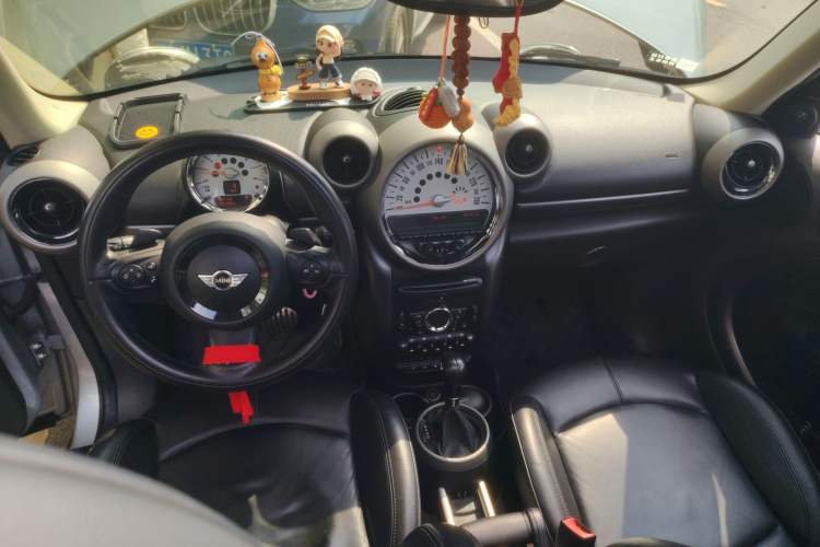 Used MINI Countryman 2011 1.6T COOPER S ALL4 Center Console