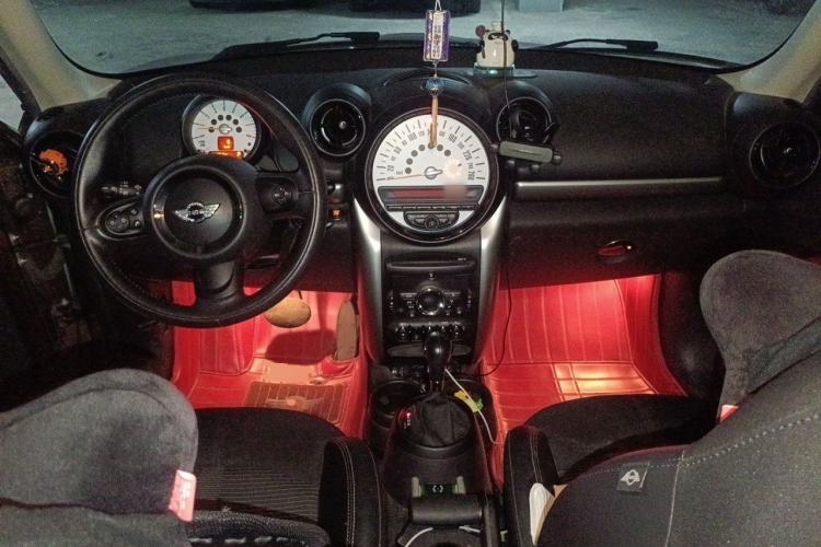 Used MINI Countryman 2011 1.6L COOPER Fun Center Console