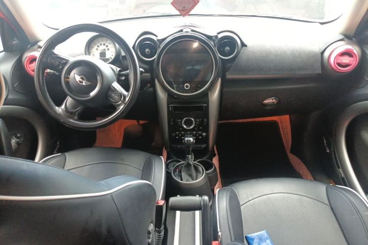 Used MINI Countryman 2011 1.6L COOPER Fun Center Console