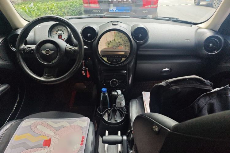 Used MINI Countryman 2011 1.6L ONE Center Console