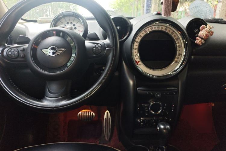 Used MINI Countryman 2011 1.6T COOPER S ALL4 Center Console
