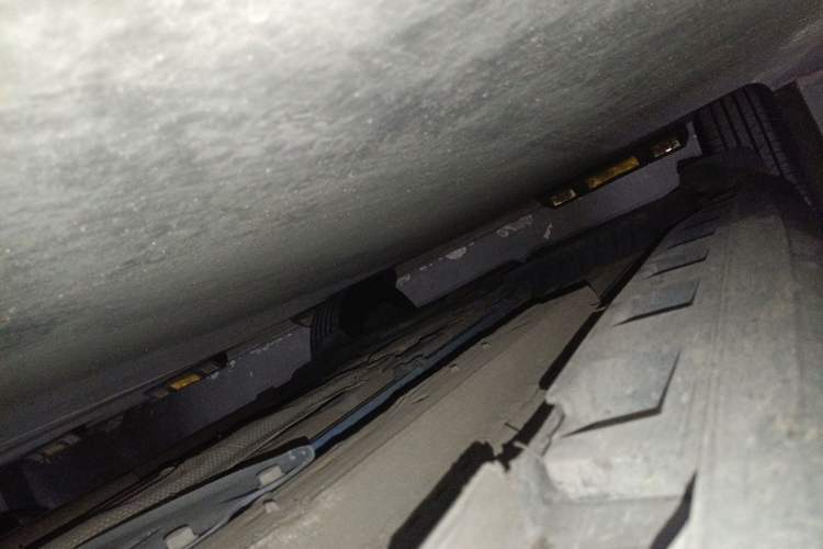Used MINI Countryman 2011 1.6L COOPER Fun Chassis Front Right