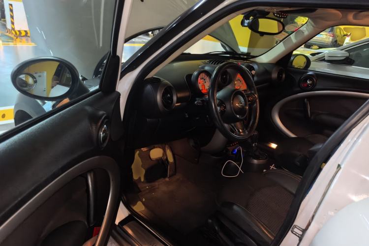 Used MINI Countryman 2011 1.6L COOPER Fun Driver Seat