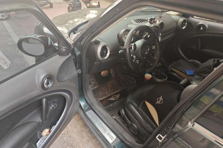 Used MINI Countryman 2011 1.6T COOPER S ALL4 Driver Seat