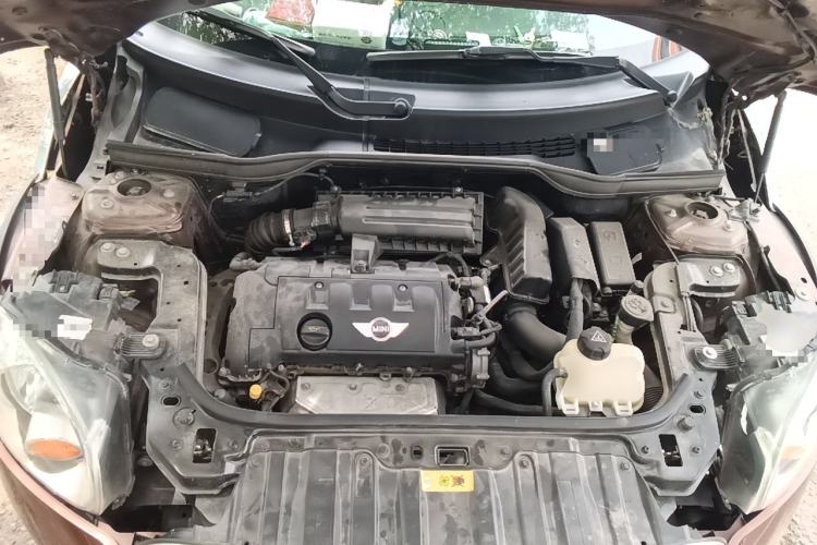 Used MINI Countryman 2011 1.6L COOPER Fun Engine Bay