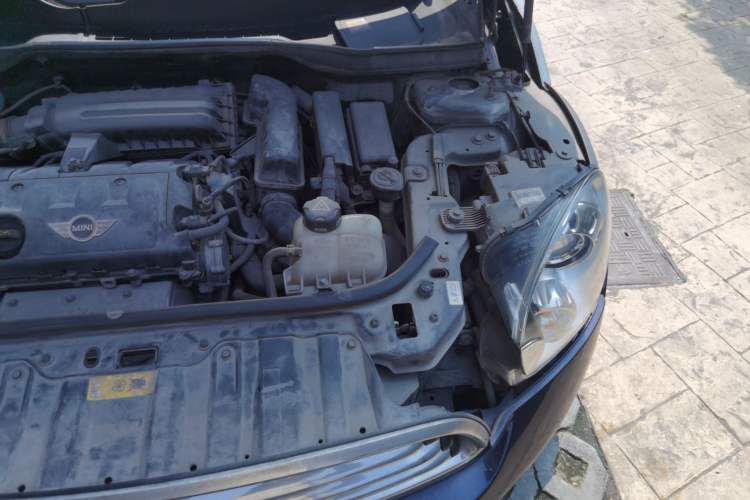 Used MINI Countryman 2011 1.6L COOPER Excitement Engine Bay Left