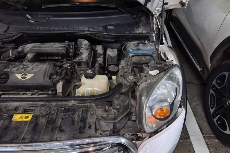 Used MINI Countryman 2011 1.6L COOPER Fun Engine Bay Left