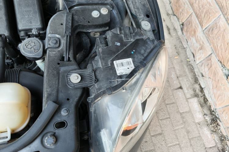Used MINI Countryman 2011 1.6L COOPER Fun Engine Bay Left