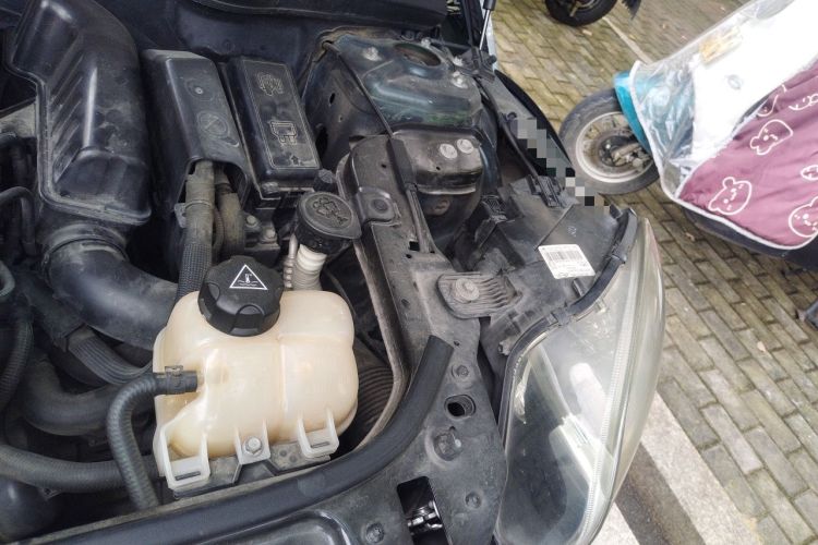 Used MINI Countryman 2011 1.6L COOPER Fun Engine Bay Left