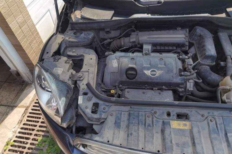 Used MINI Countryman 2011 1.6L COOPER Excitement Engine Bay Right