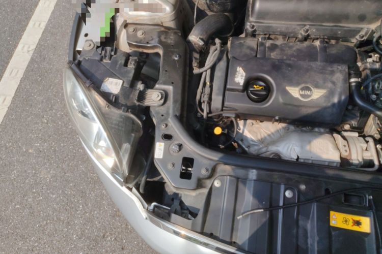 Used MINI Countryman 2011 1.6T COOPER S ALL4 Engine Bay Right