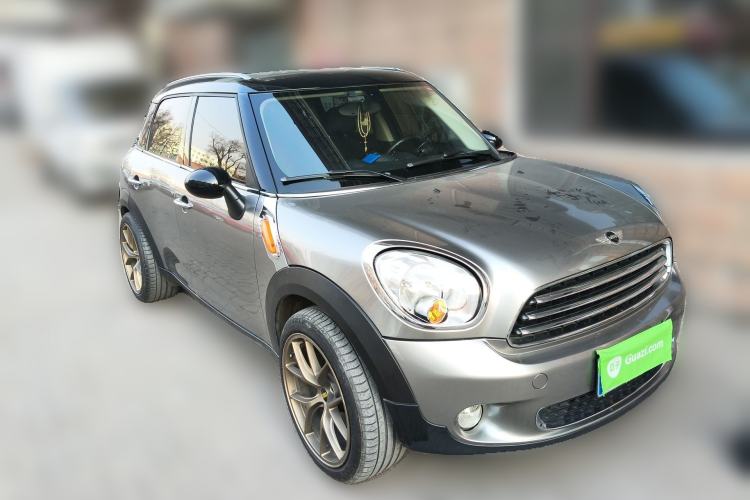 Used MINI Countryman 2011 1.6L COOPER Fun Front Right 45 Deg