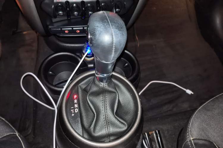 Used MINI Countryman 2011 1.6L COOPER Fun Gear Lever