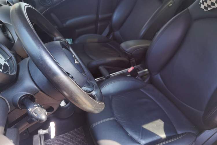 Used MINI Countryman 2011 1.6L COOPER Excitement Left Front Seat