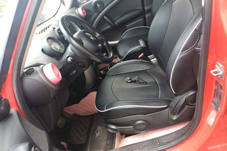 Used MINI Countryman 2011 1.6L COOPER Fun Left Front Seat