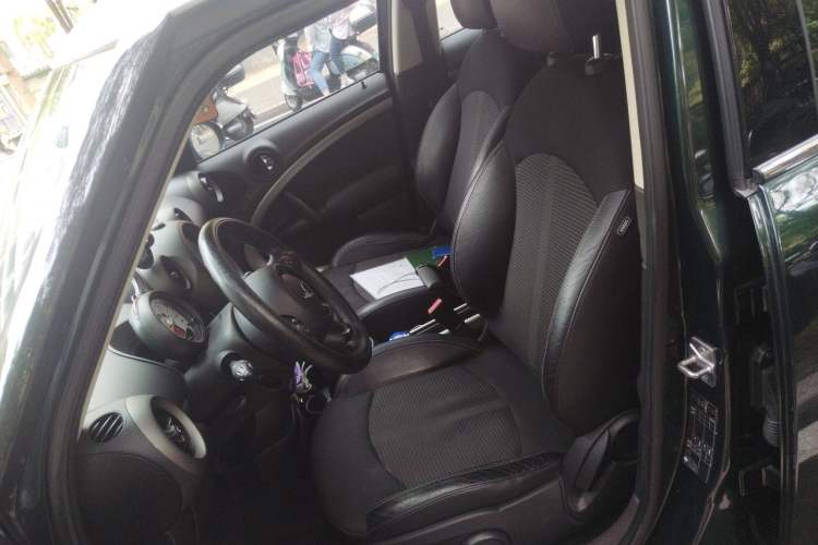Used MINI Countryman 2011 1.6L COOPER Fun Left Front Seat
