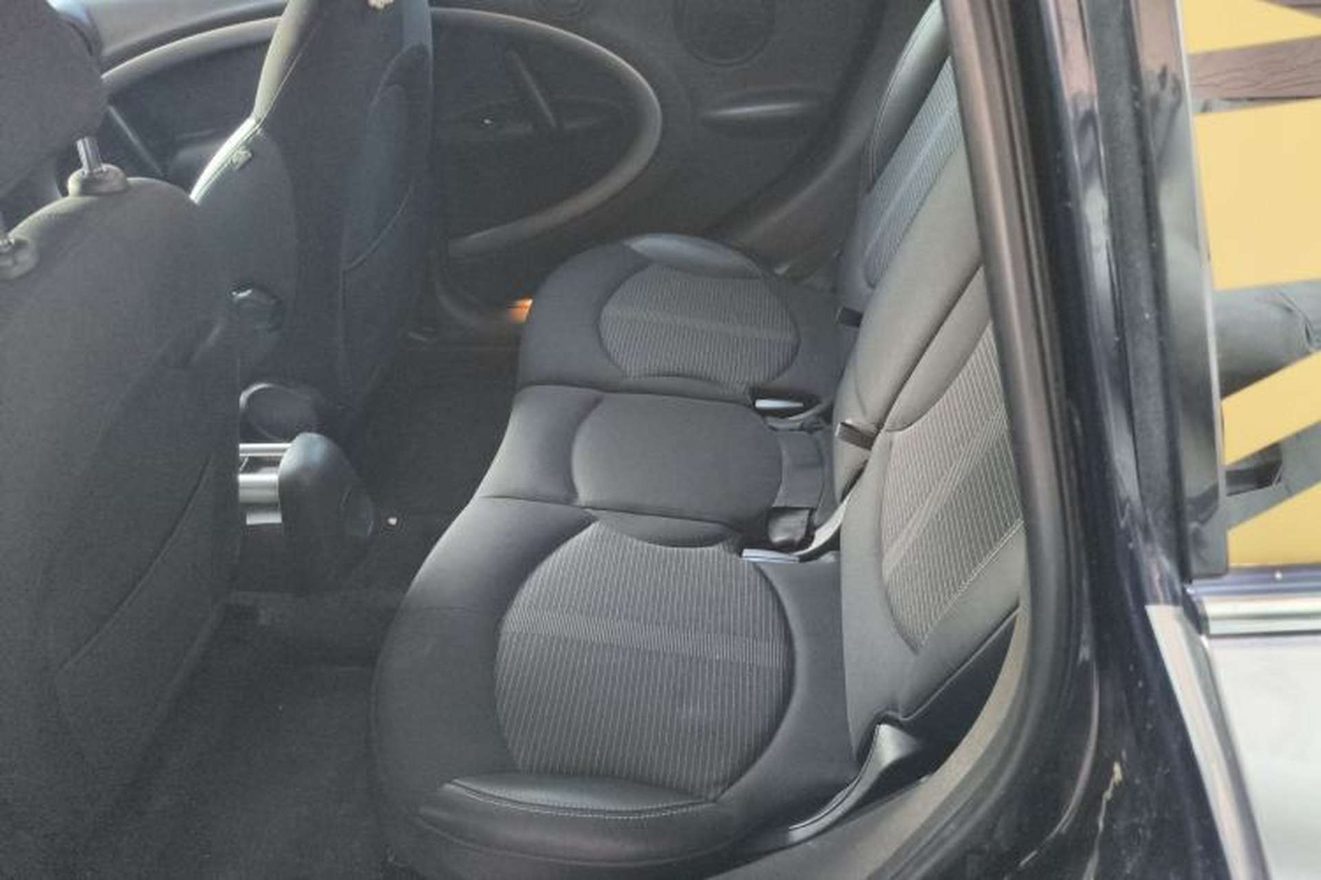 Used MINI Countryman 2011 1.6L COOPER Fun Left Rear Seat