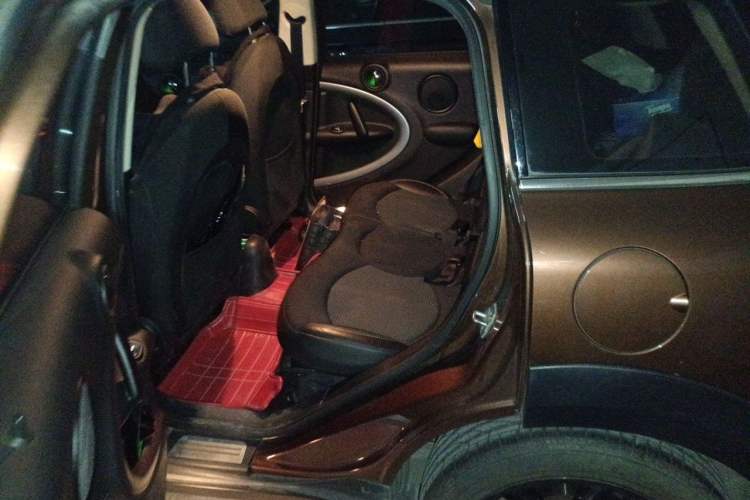 Used MINI Countryman 2011 1.6L COOPER Fun Left Rear Seat