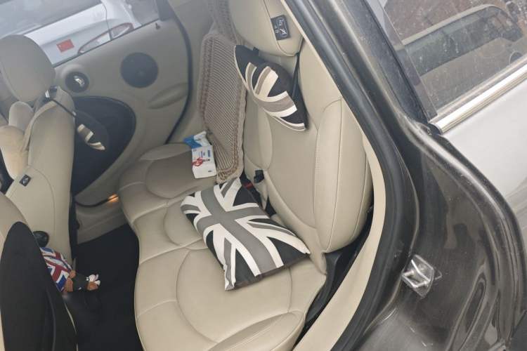 Used MINI Countryman 2011 1.6L COOPER Excitement Left Rear Seat