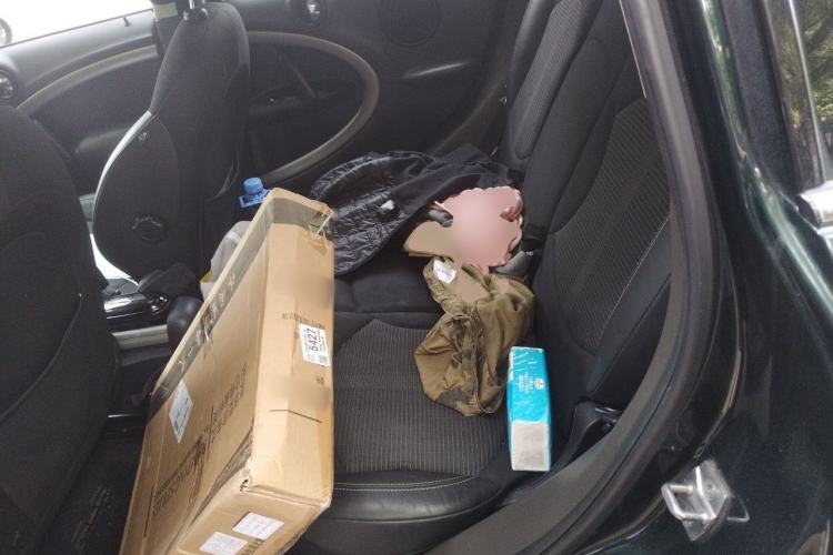 Used MINI Countryman 2011 1.6L COOPER Fun Left Rear Seat