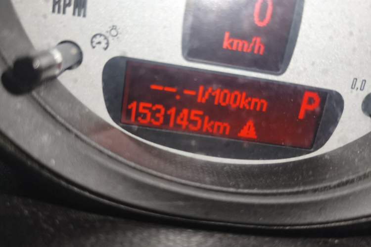 Used MINI Countryman 2011 1.6L ONE Odometer Close Up