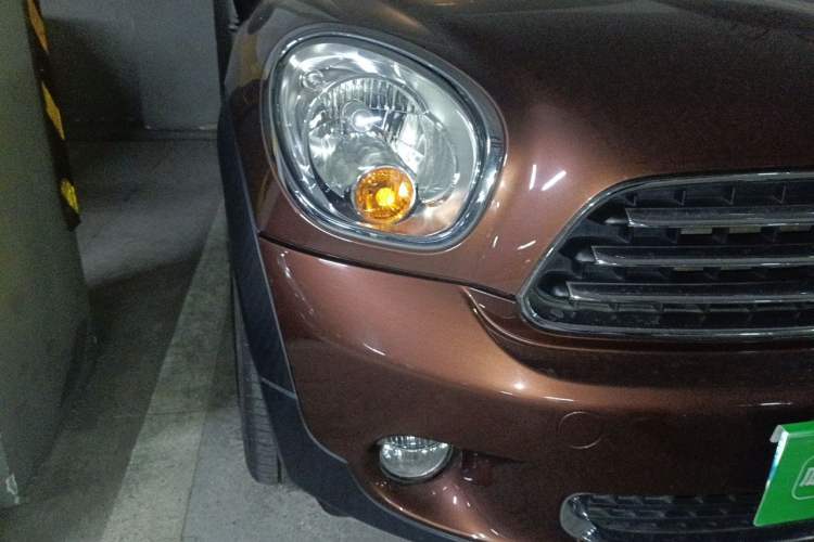 Used MINI Countryman 2011 1.6L COOPER Fun Right Front Headlight