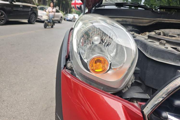 Used MINI Countryman 2011 1.6L ONE Right Front Headlight