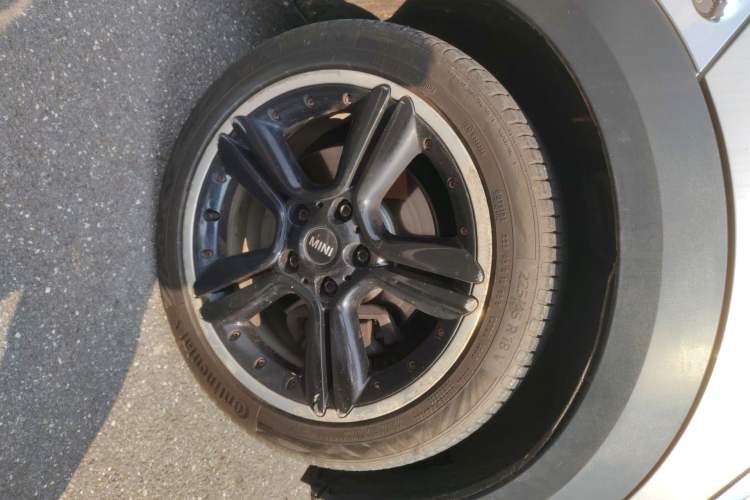 Used MINI Countryman 2011 1.6T COOPER S ALL4 Right Front Wheel Hub