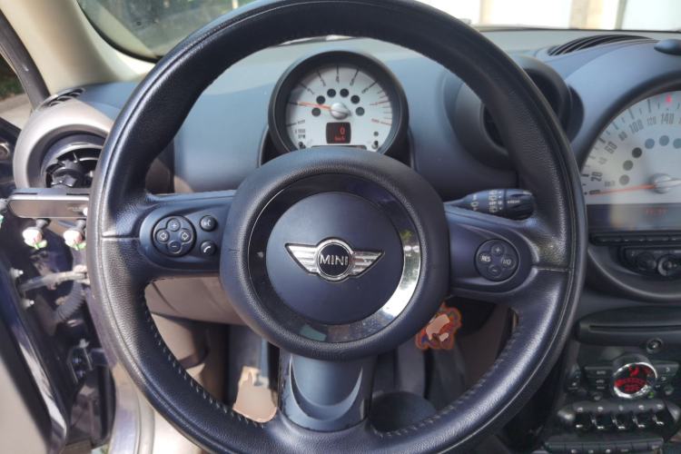 Used MINI Countryman 2011 1.6L COOPER Excitement Steering Wheel