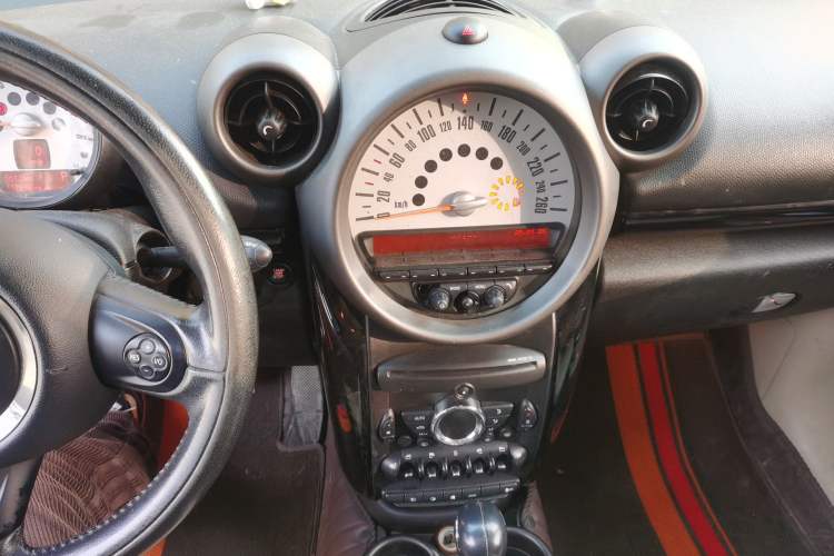 Used MINI Countryman 2011 1.6L COOPER Excitement Audio And AC Panel