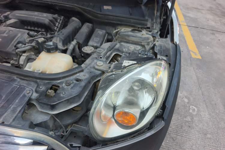 Used MINI Countryman 2011 1.6L COOPER Fun Engine Bay Left