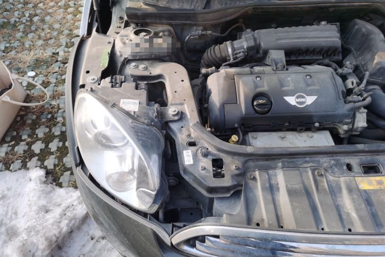 Used MINI Countryman 2011 1.6L COOPER Excitement Engine Bay Right